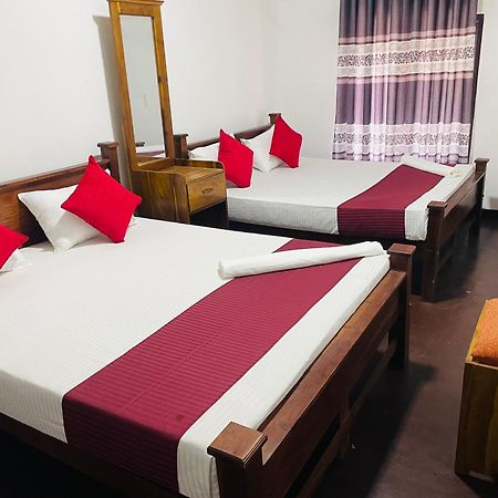 Lake Classical Guest House Kandy Dış mekan fotoğraf