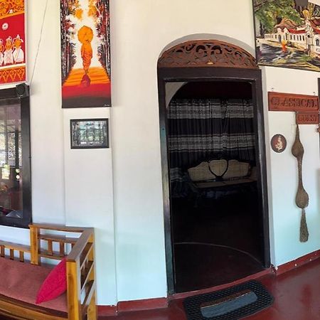 Lake Classical Guest House Kandy Dış mekan fotoğraf