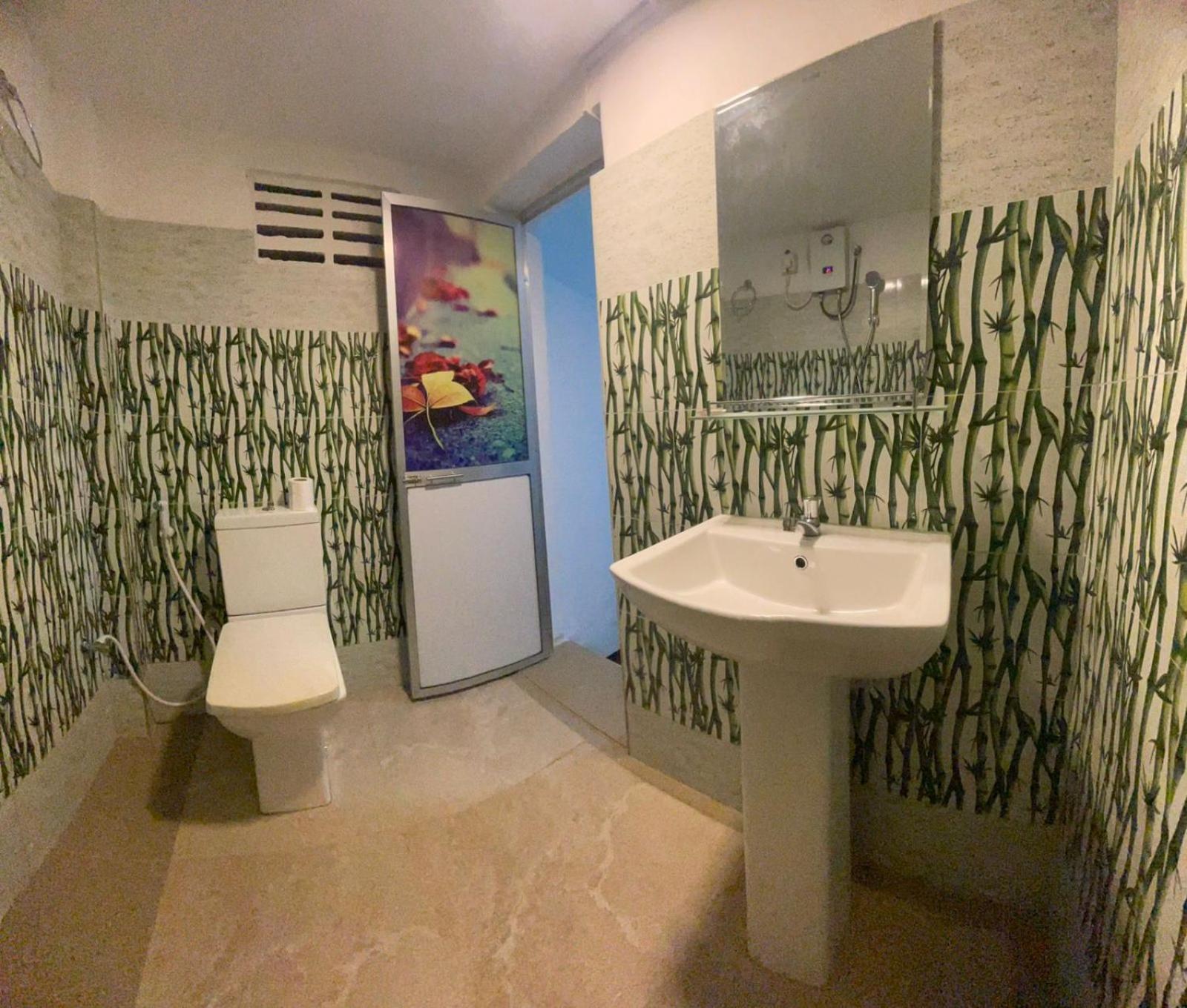 Lake Classical Guest House Kandy Dış mekan fotoğraf